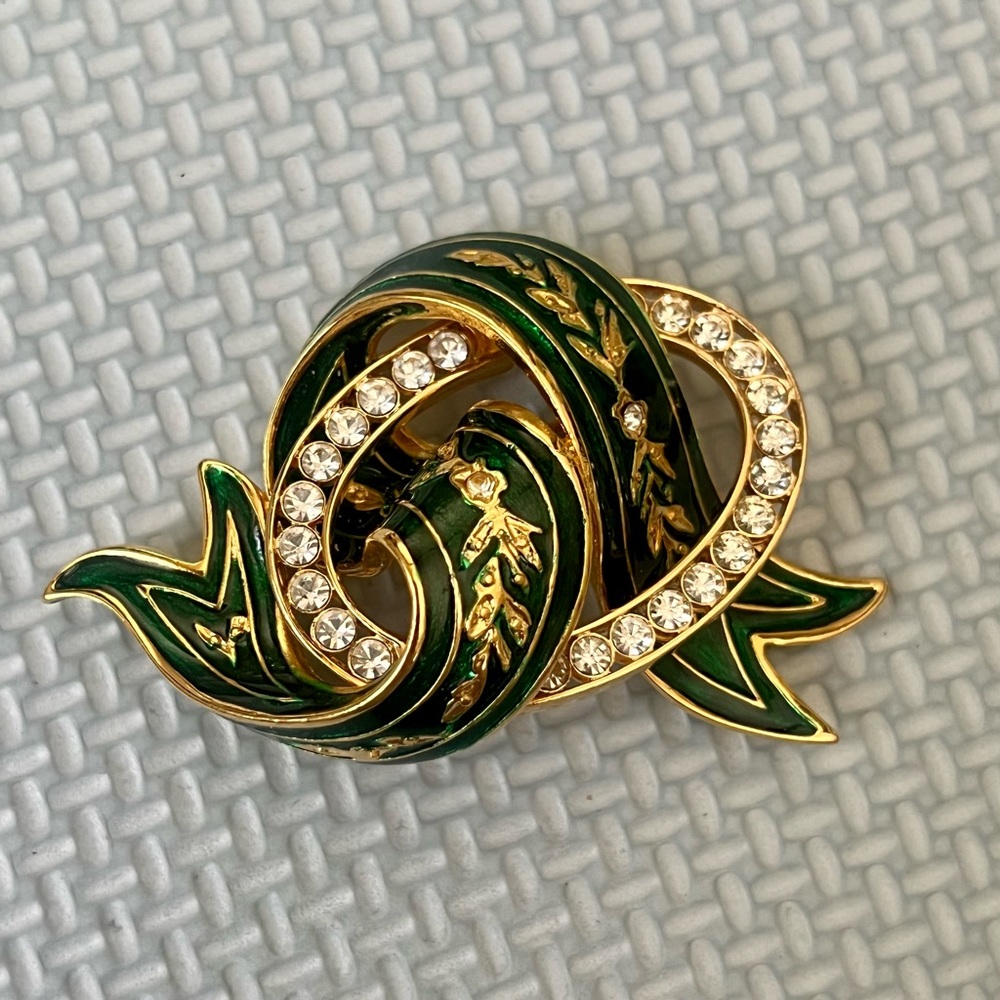 Vintage JOAN RIVERS Gold Royal Green Enamel Clear Rhinestone Ribbon Bow Brooch